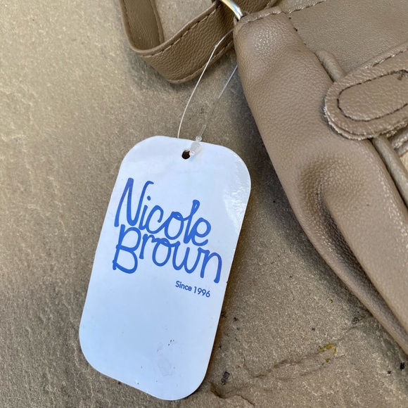 BNWT Nicole Brown Crossbody Bag Taupe Brown Adjustable Strap Handbag - Picture 5 of 6